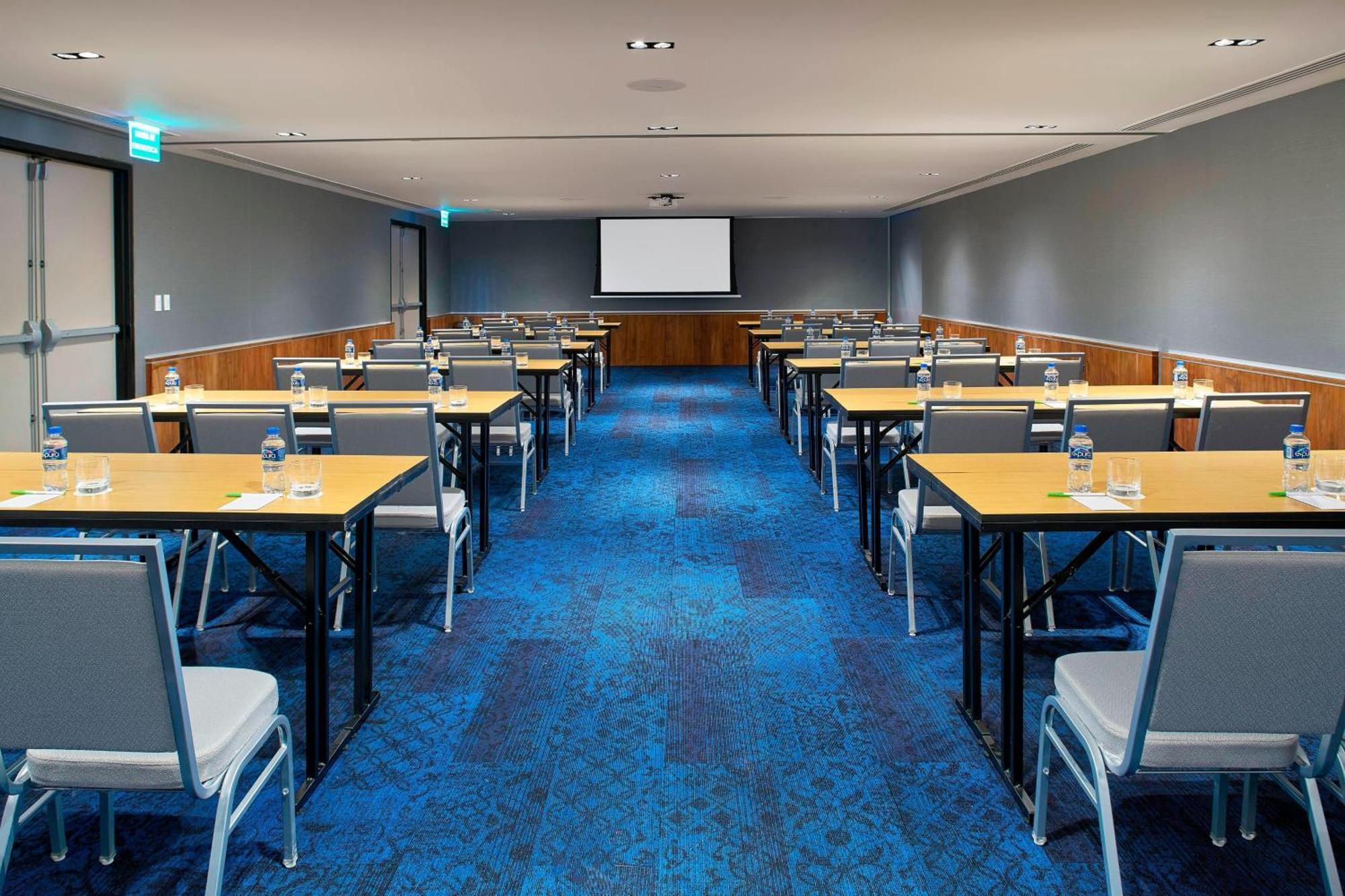 Courtyard By Marriott Mexico City Toreo Екстериор снимка